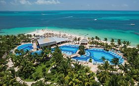 Riu Caribe Cancun