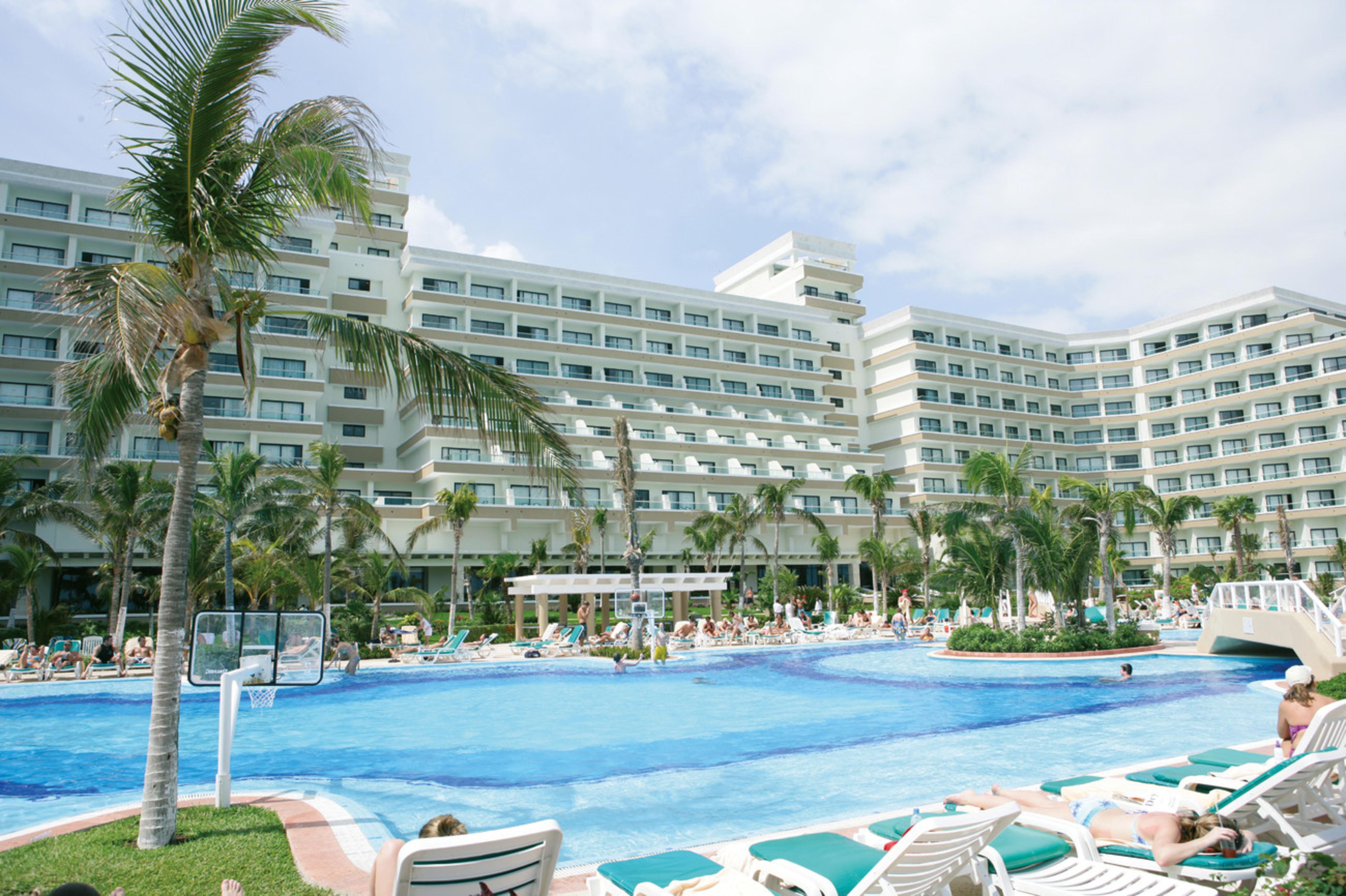 Riu Caribe Hotel Cancun Exterior photo